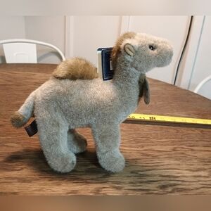 Aurora classic 9 inch camel plush with tags